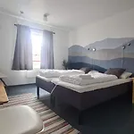 Lydersen Rorbuer Hostel&apartments 2*