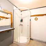 Gasthof Lydersen Rorbuer Hostel&apartments Fredvang