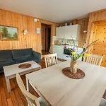 Herberg Lydersen Rorbuer Budget & Private 2*