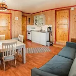 Lydersen Rorbuer Budget & Private 2*