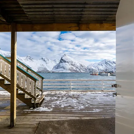 Lydersen Rorbuer Budget & Private 2* Fredvang