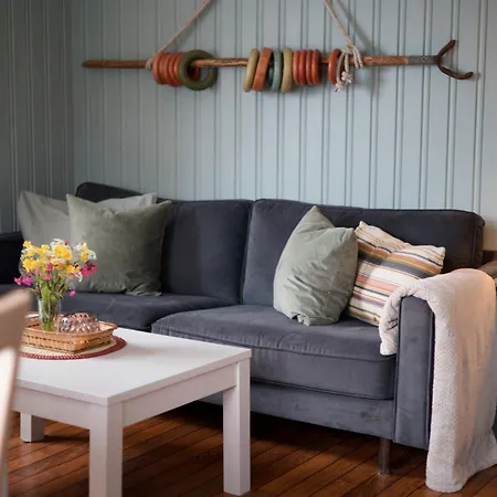 Lydersen Rorbuer Budget & Private Fredvang