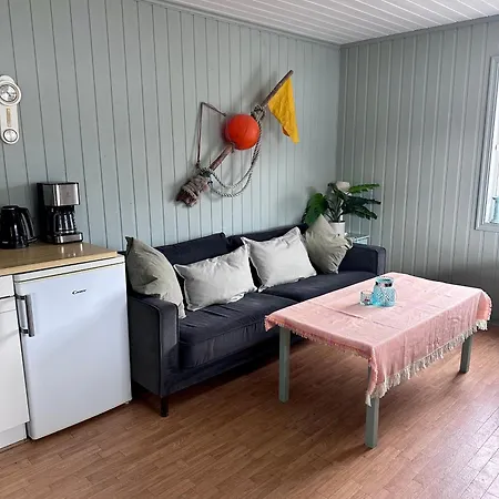 Lydersen Rorbuer Budget & Private Locanda Fredvang