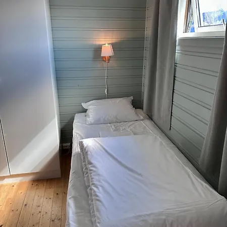 Lydersen Rorbuer Budget & Private