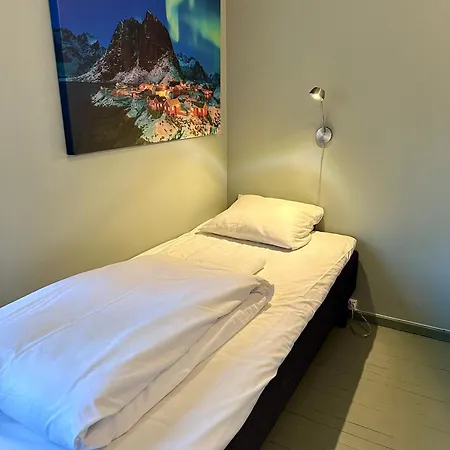 Locanda Lydersen Rorbuer Budget & Private Fredvang