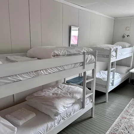 Locanda Lydersen Rorbuer Budget & Private