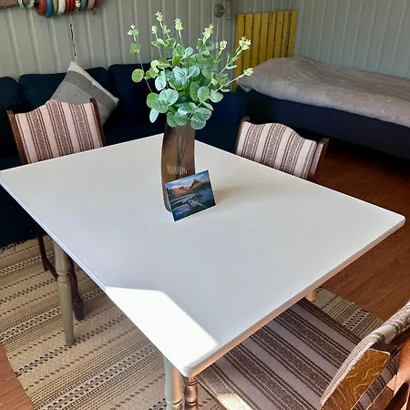 Lydersen Rorbuer Budget & Private