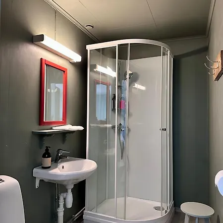 Locanda Lydersen Rorbuer Budget & Private Fredvang