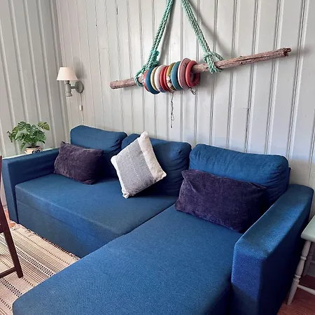 Locanda Lydersen Rorbuer Budget & Private Fredvang
