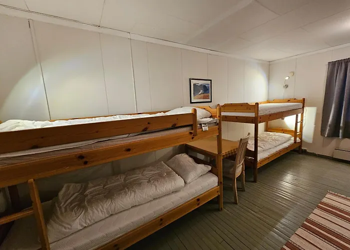 Lydersen Rorbuer Budget & Private Fredvang