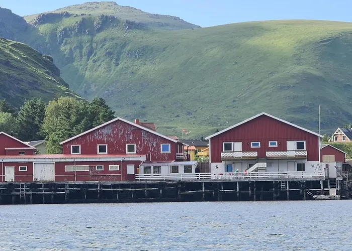 Lydersen Rorbuer Budget & Private