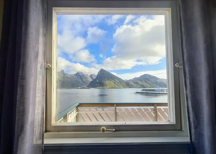 Lydersen Rorbuer Budget & Private Fredvang