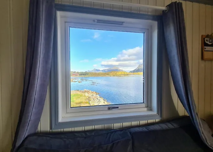 Lydersen Rorbuer Budget & Private Inn 2*