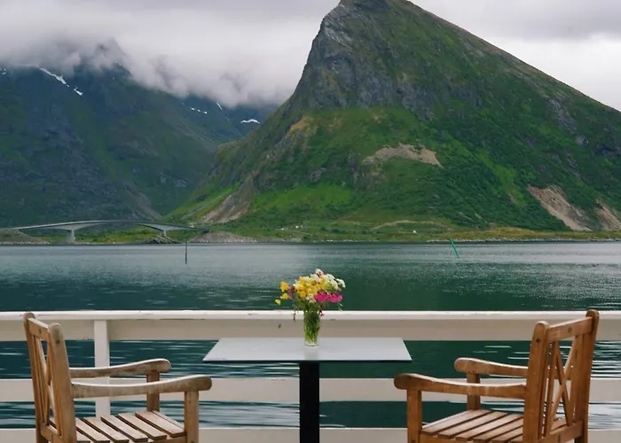 Lydersen Rorbuer Budget & Private Inn 2*