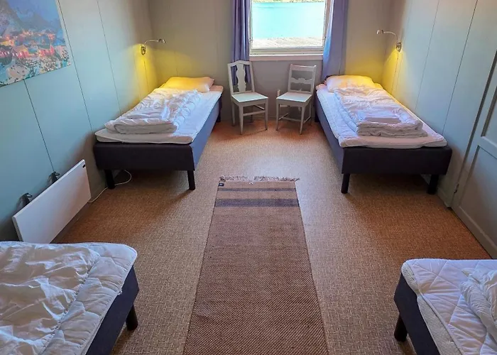 Lydersen Rorbuer Budget & Private Inn 2*