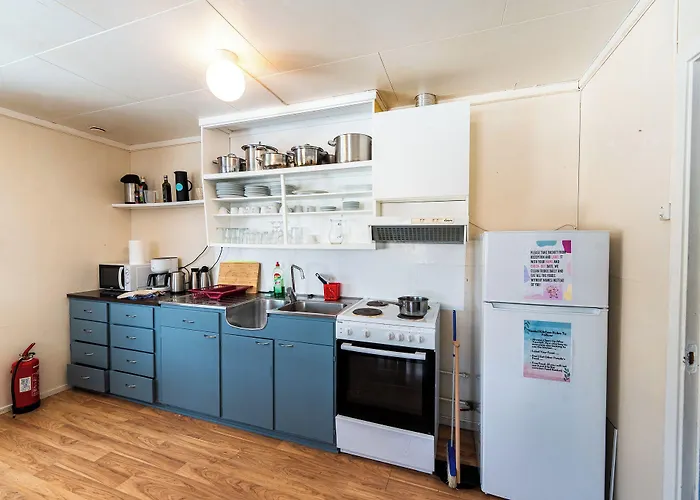 Inn Lydersen Rorbuer Budget & Private Fredvang