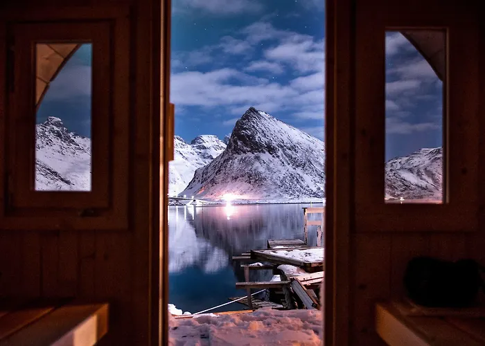 Inn Lydersen Rorbuer Budget & Private Fredvang