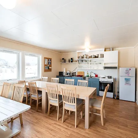 Lydersen Rorbuer Budget & Private Inn Fredvang