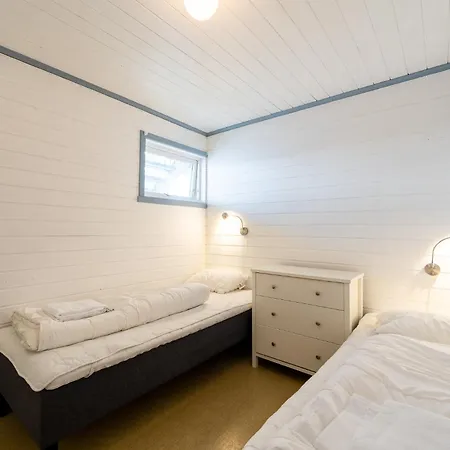 Lydersen Rorbuer Hostel&apartments 2* Fredvang