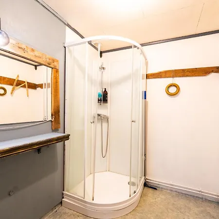 Inn Lydersen Rorbuer Budget & Private Fredvang