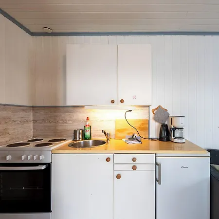 Lydersen Rorbuer Budget & Private 2*