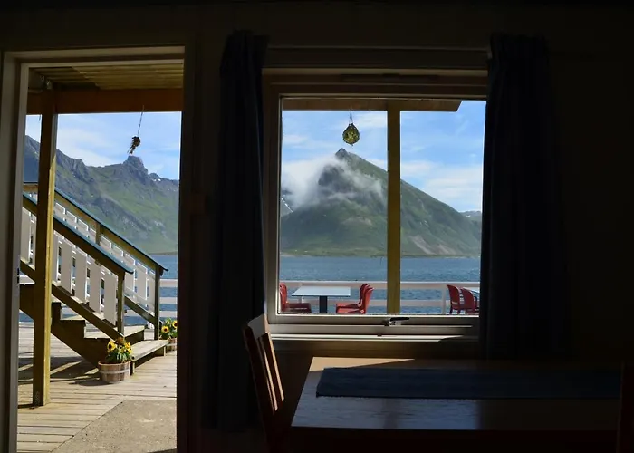 Lydersen Rorbuer Budget & Private Fredvang