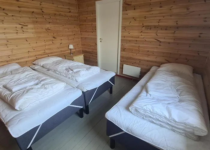 Lydersen Rorbuer Budget & Private