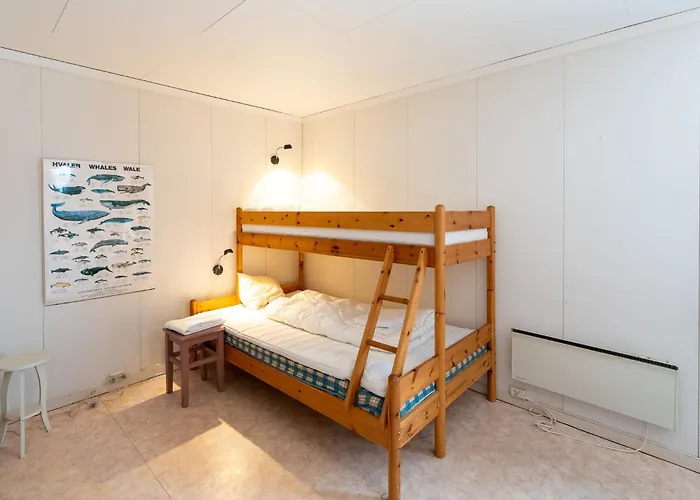 Lydersen Rorbuer Budget & Private Värdshus Fredvang