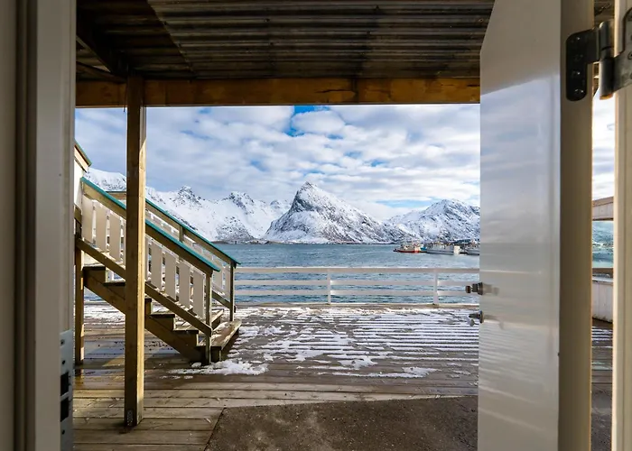 Lydersen Rorbuer Budget & Private 2* Fredvang